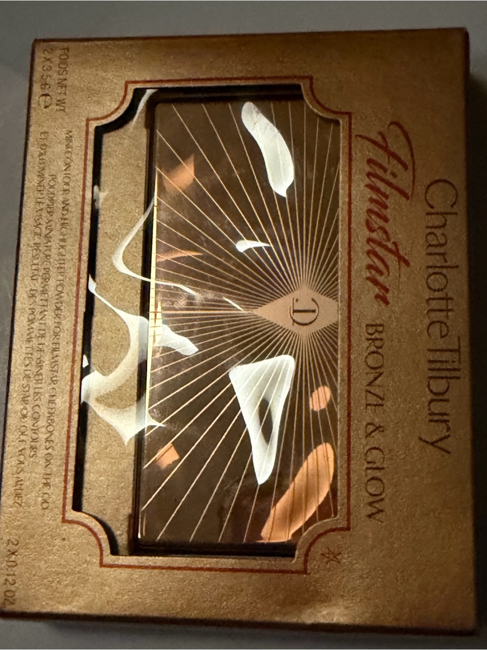 Charlotte Tilbury Filmastar Bronze & Glow Compact in Gold and Bronze
